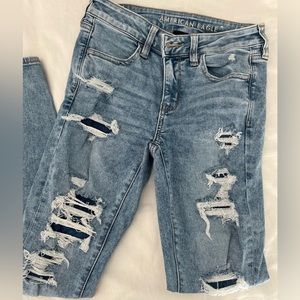 American Eagle Outfitters womens distressed jeans - size 4